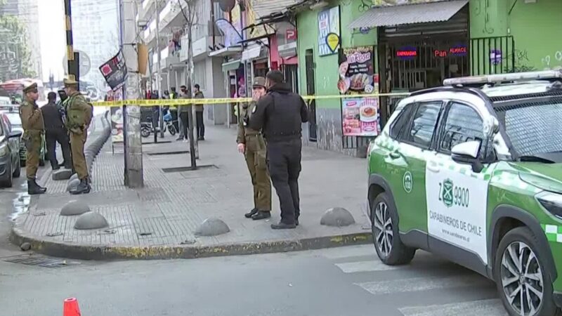 Ampla operação policial por homicídio em plena luz do dia na Estação Central: vítima sofreu ferimento cortante