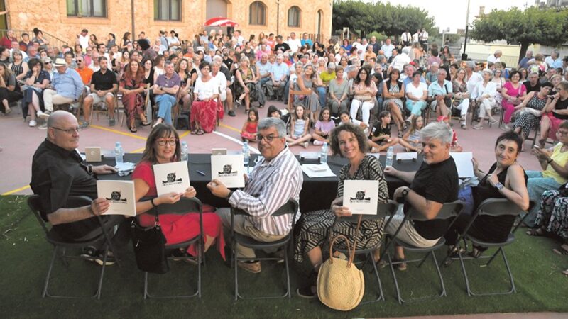 A lenda do cadáver debaixo da escada